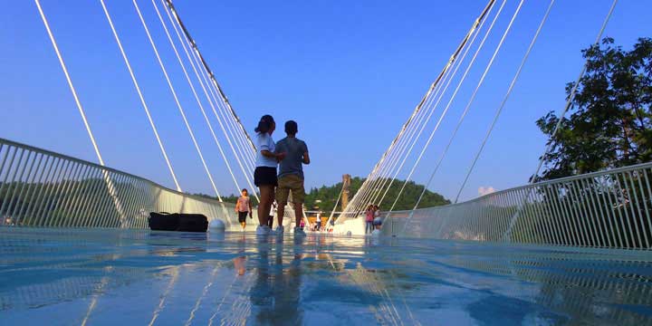 Glass Bridge