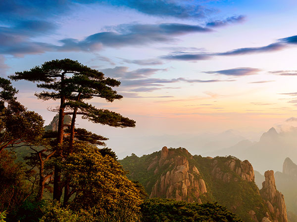 10 Days Scenic Tour to Zhangjiajie & Mt. Huangshan