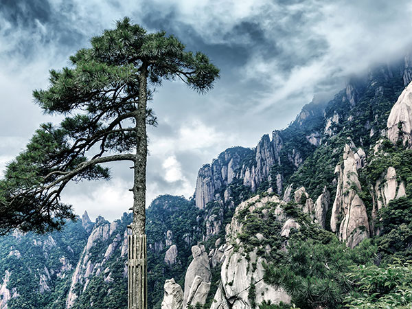 13 Days Tour to Jiuzhaigou and Mt Huangshan