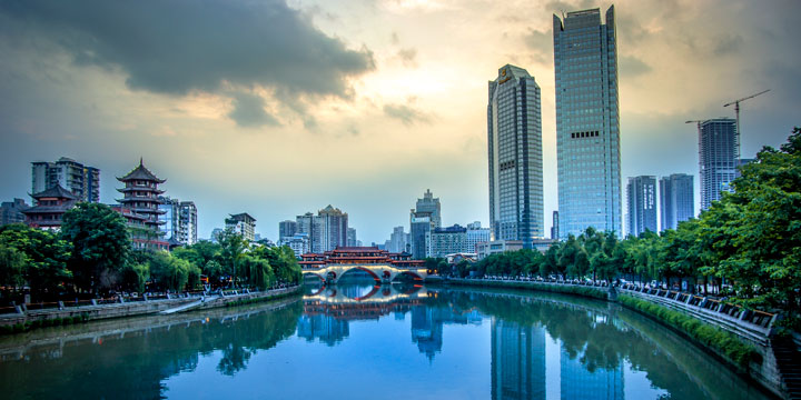 Vista della città di Chengdu